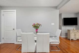 6802 Derrell Court photo 12