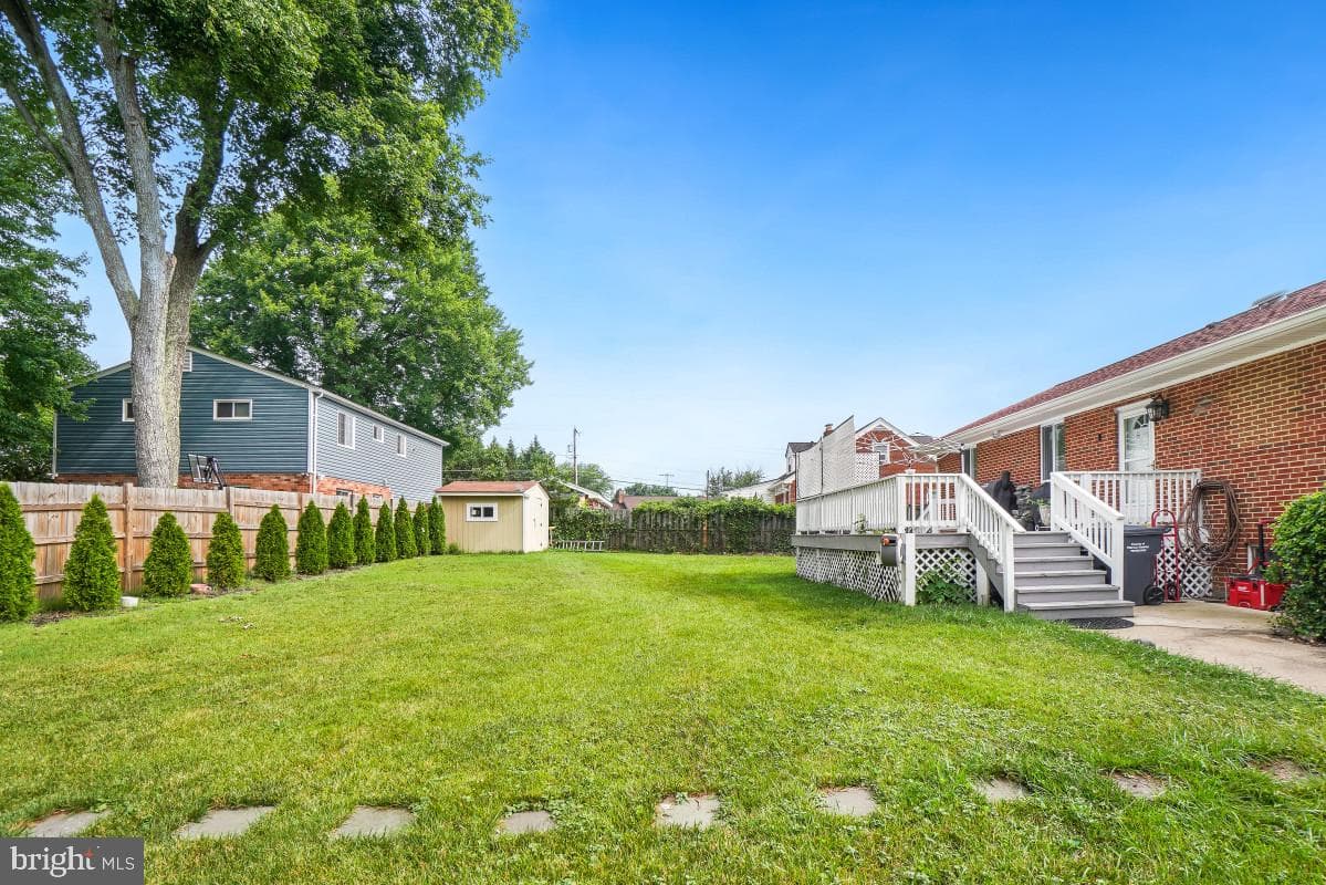 6802 Derrell Court photo 28