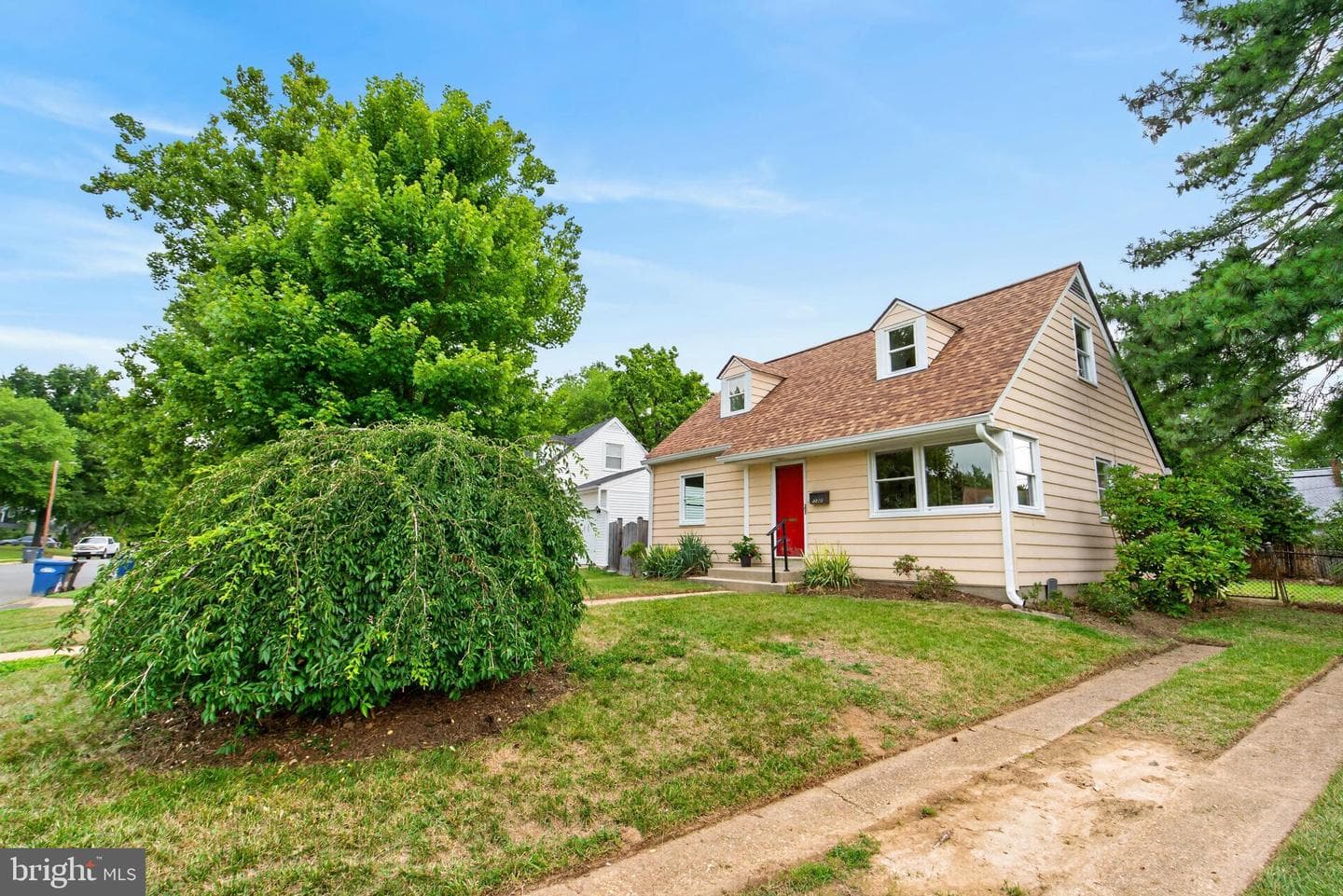 6925 Columbia Drive photo 4
