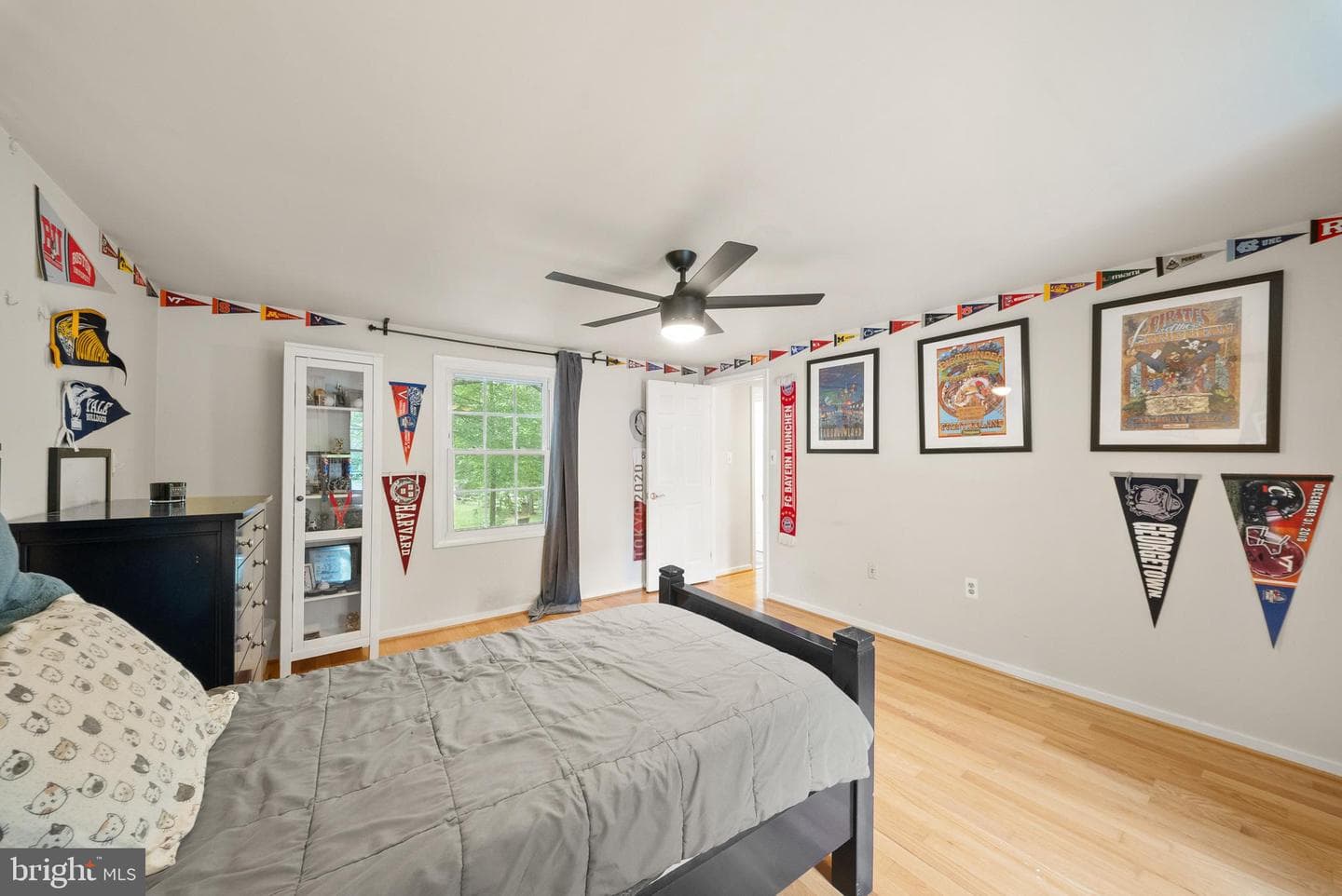 2655 Petersborough Street photo 25