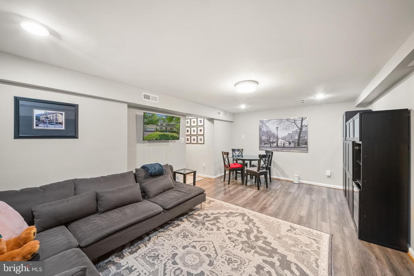 2655 Petersborough Street photo 34