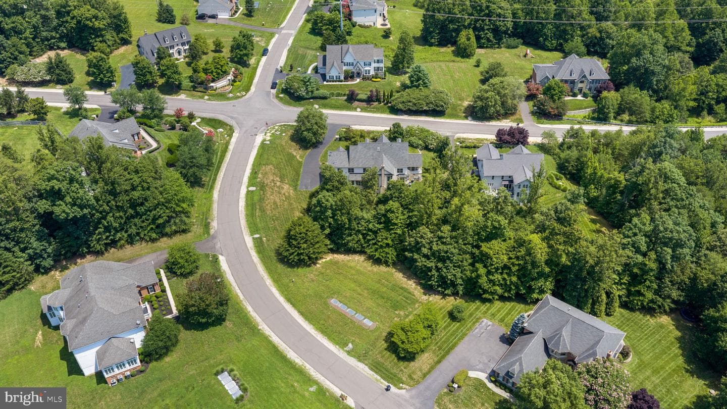 9503 Peniwill Drive photo 6