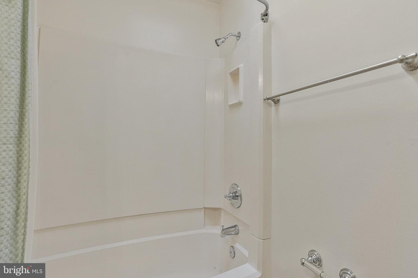 1107 Treeside Lane photo 33