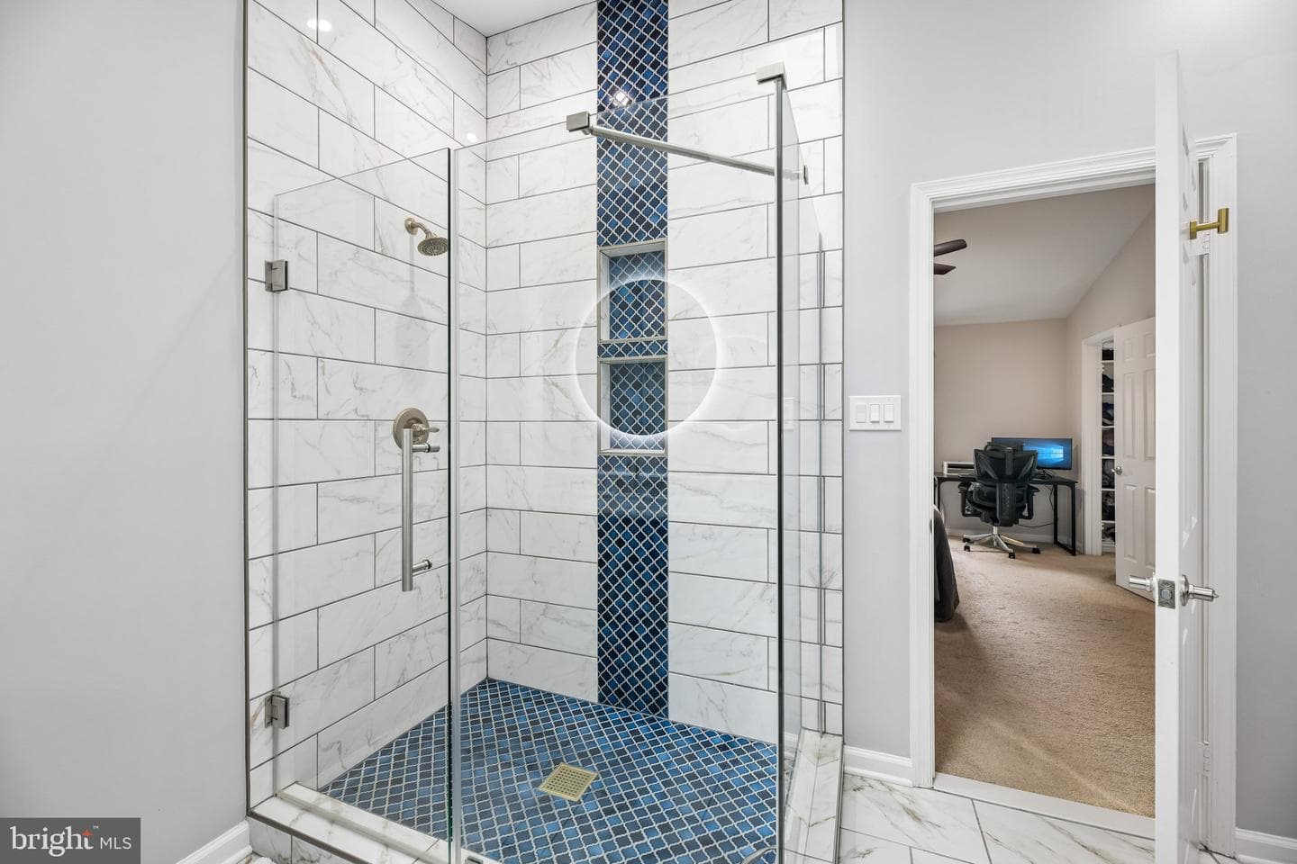 5943 Norham Drive photo 27