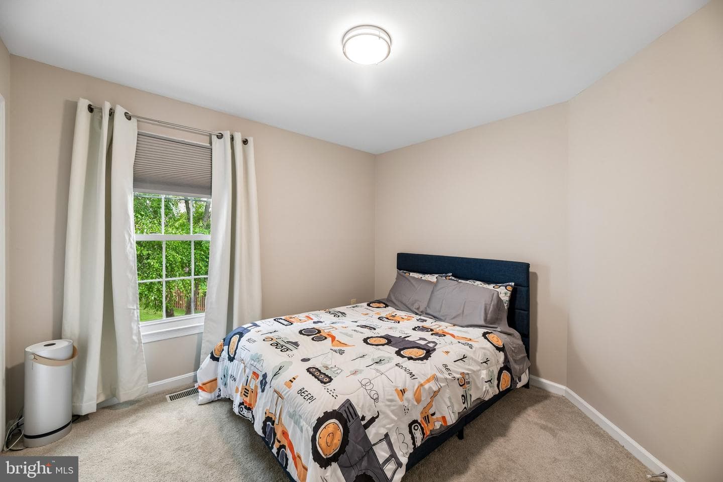 5943 Norham Drive photo 32
