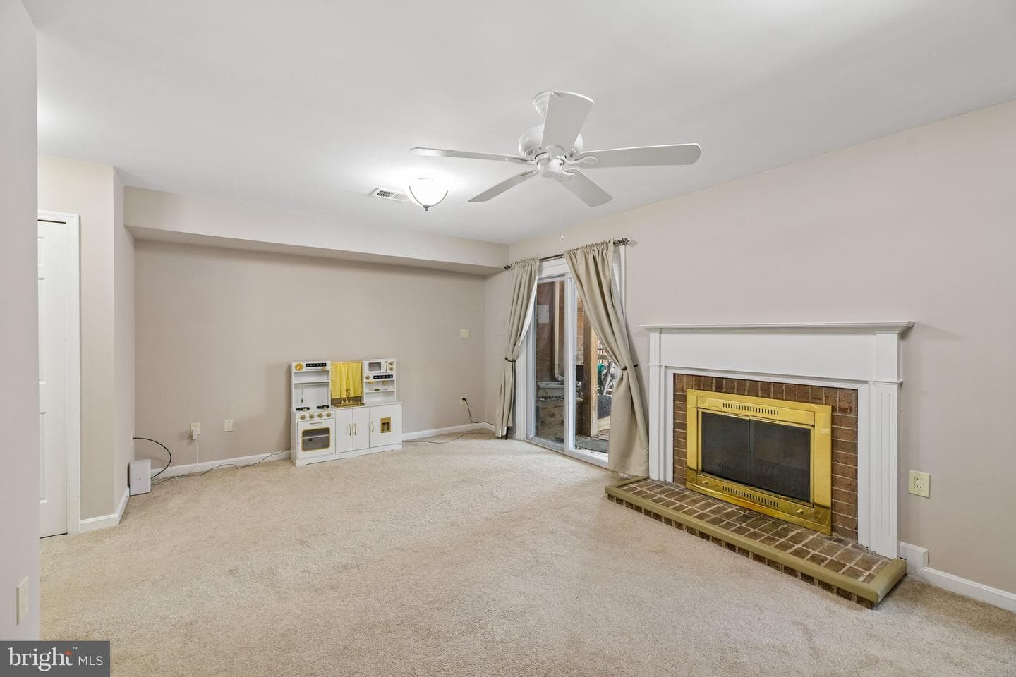 5943 Norham Drive photo 41