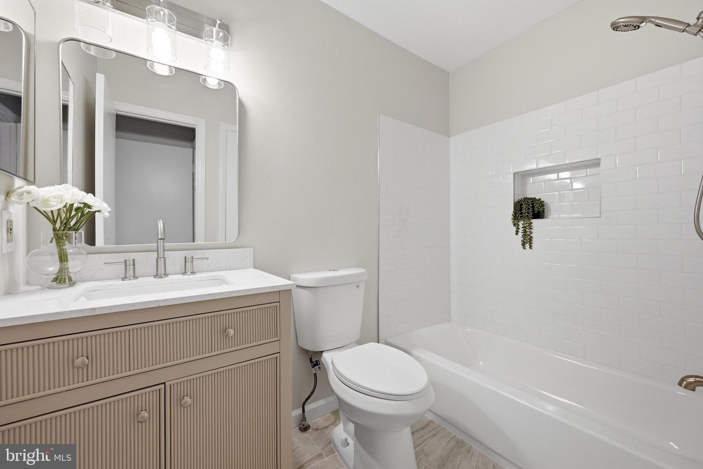6015 Chestnut Hollow Court photo 21