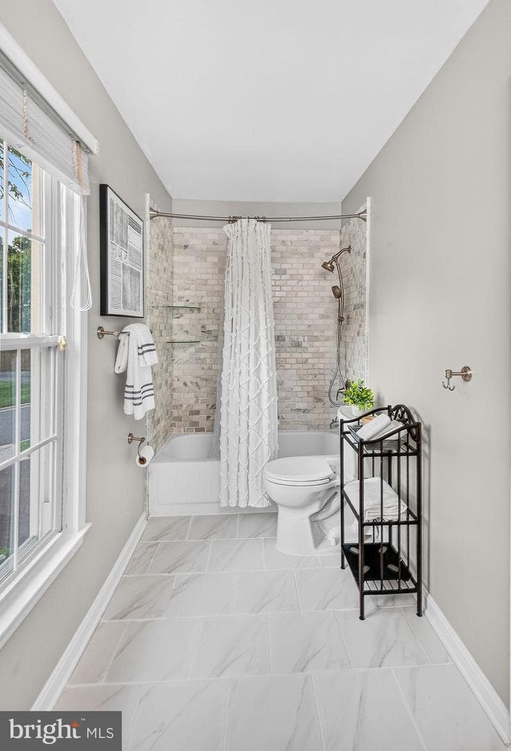 6207 Maple Run Court photo 53