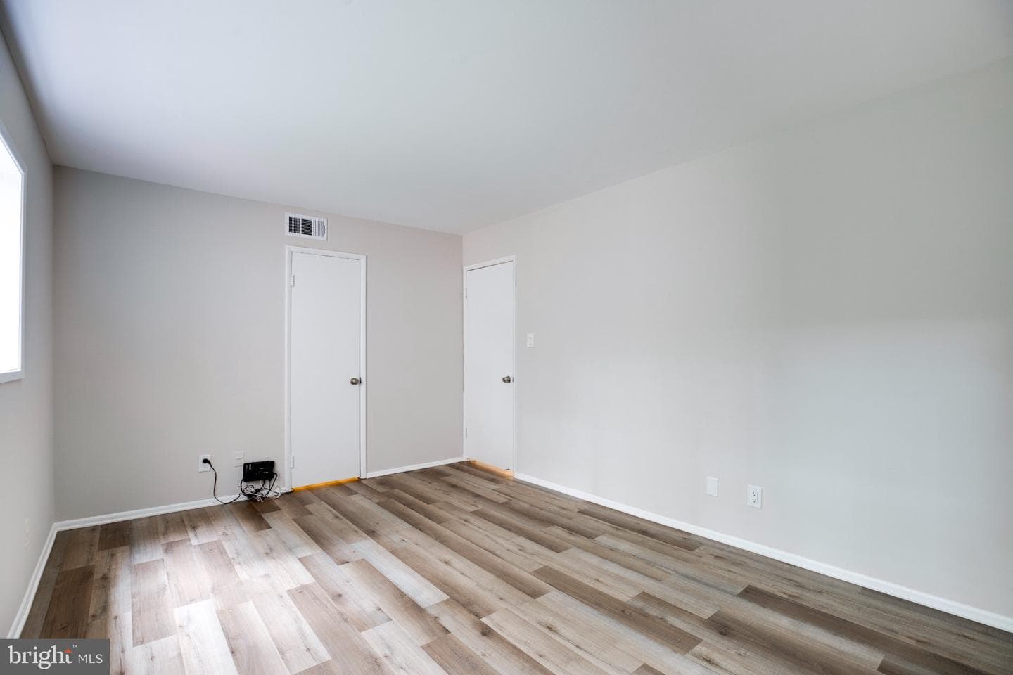 4917 Americana Drive #106 photo 23