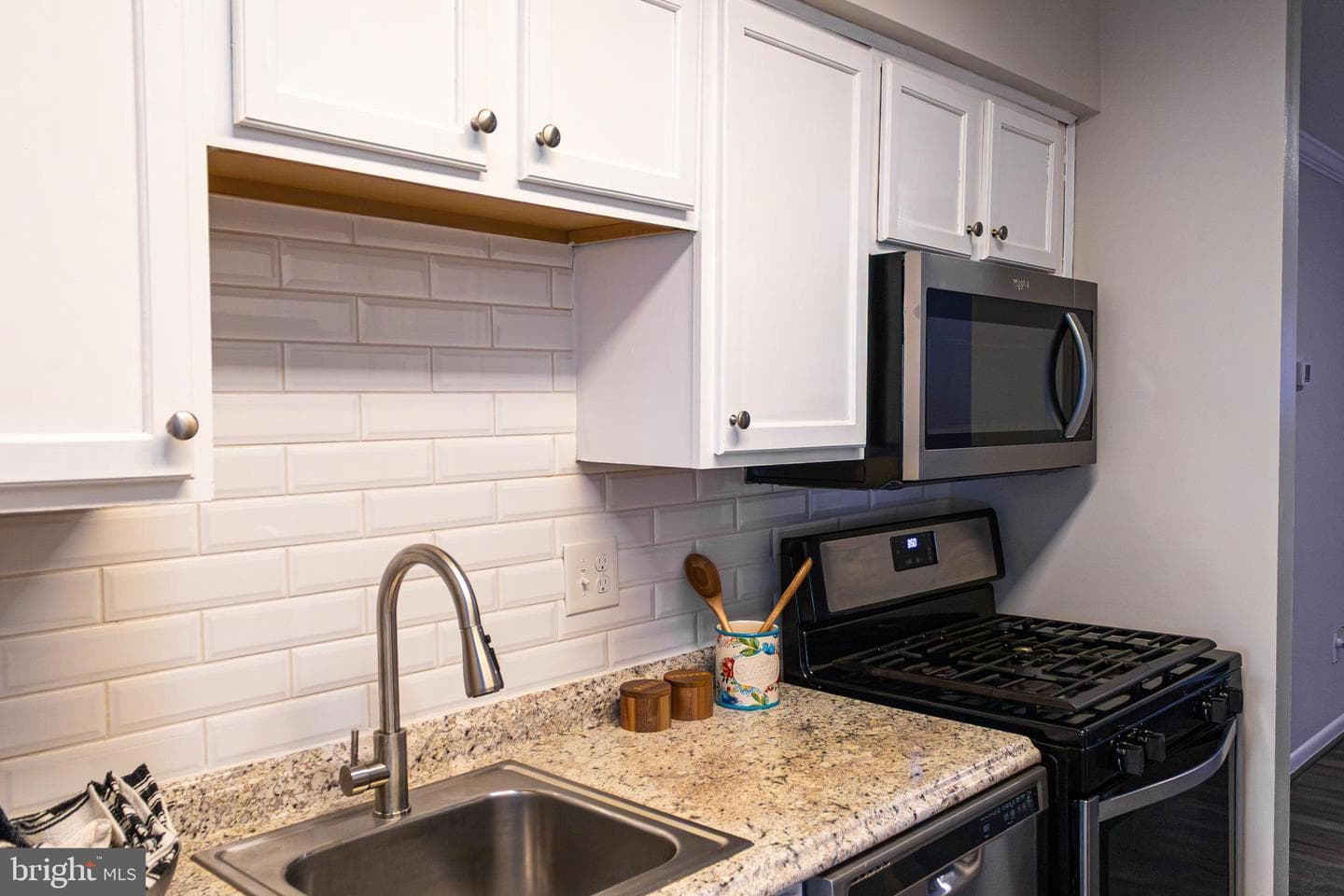 11240 Chestnut Grove Square #157 photo 10