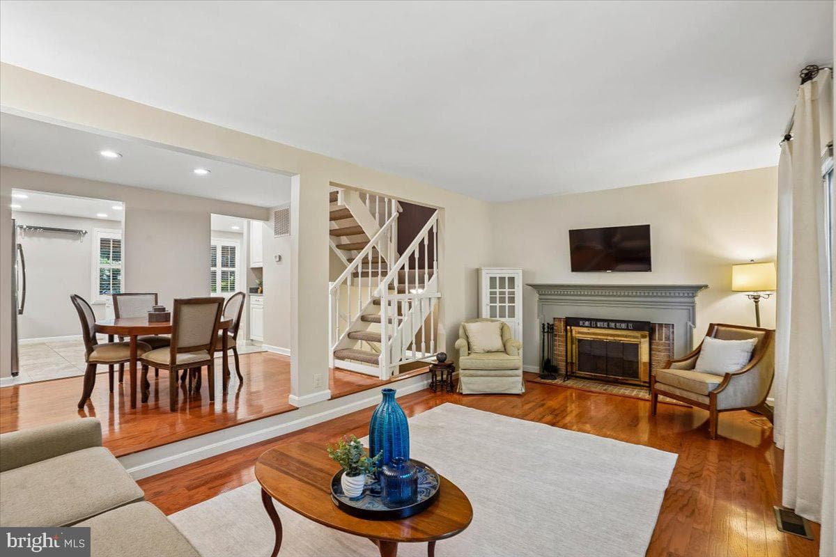 10906 Barton Hill Court photo 19