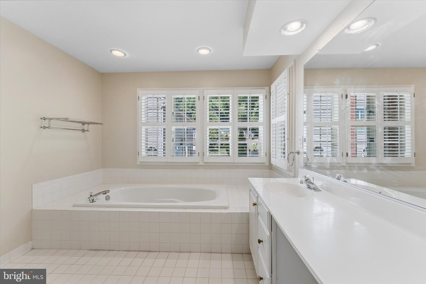 13004 Graphite Court photo 36