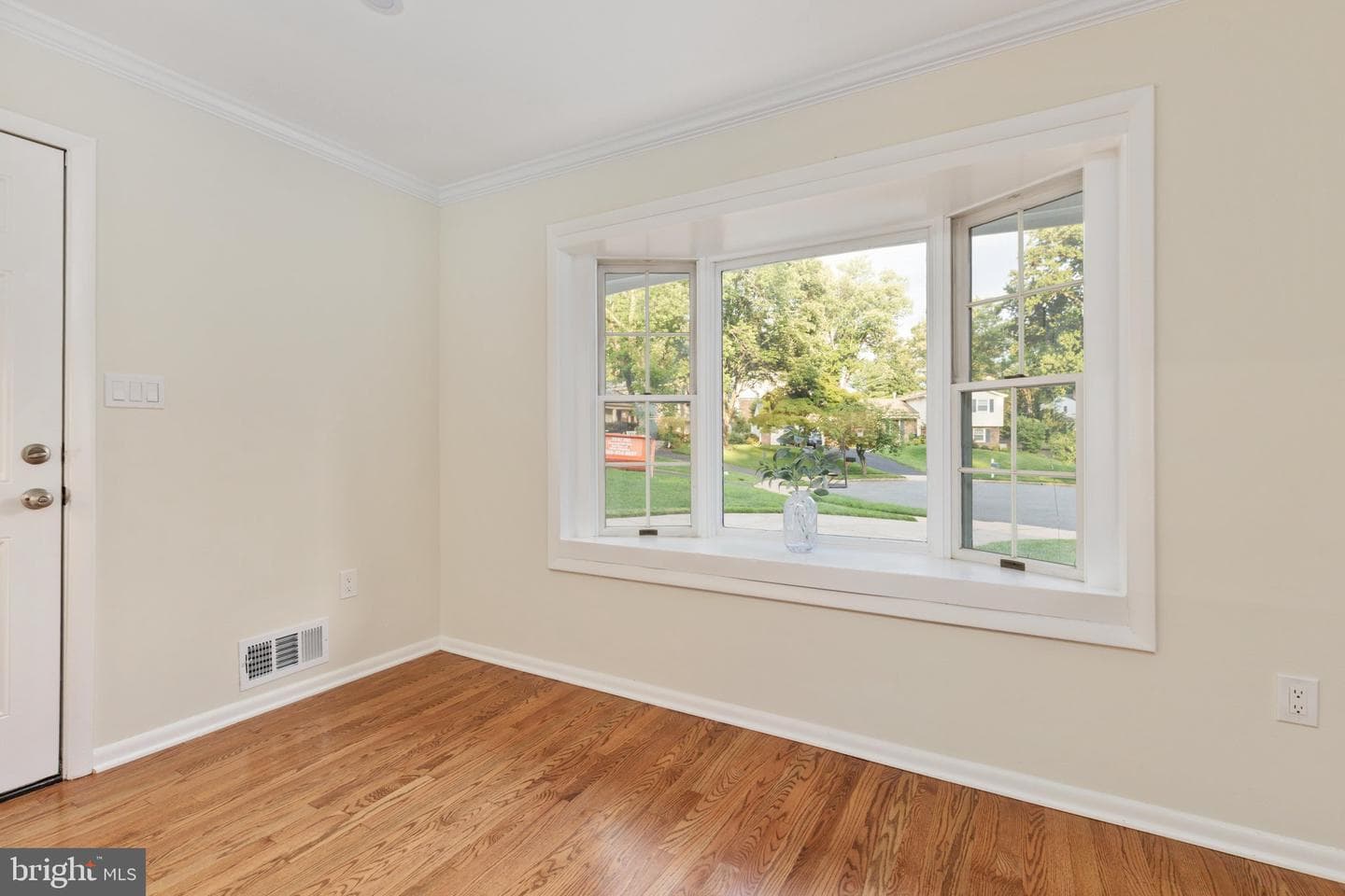 9927 Barnsbury Court photo 15