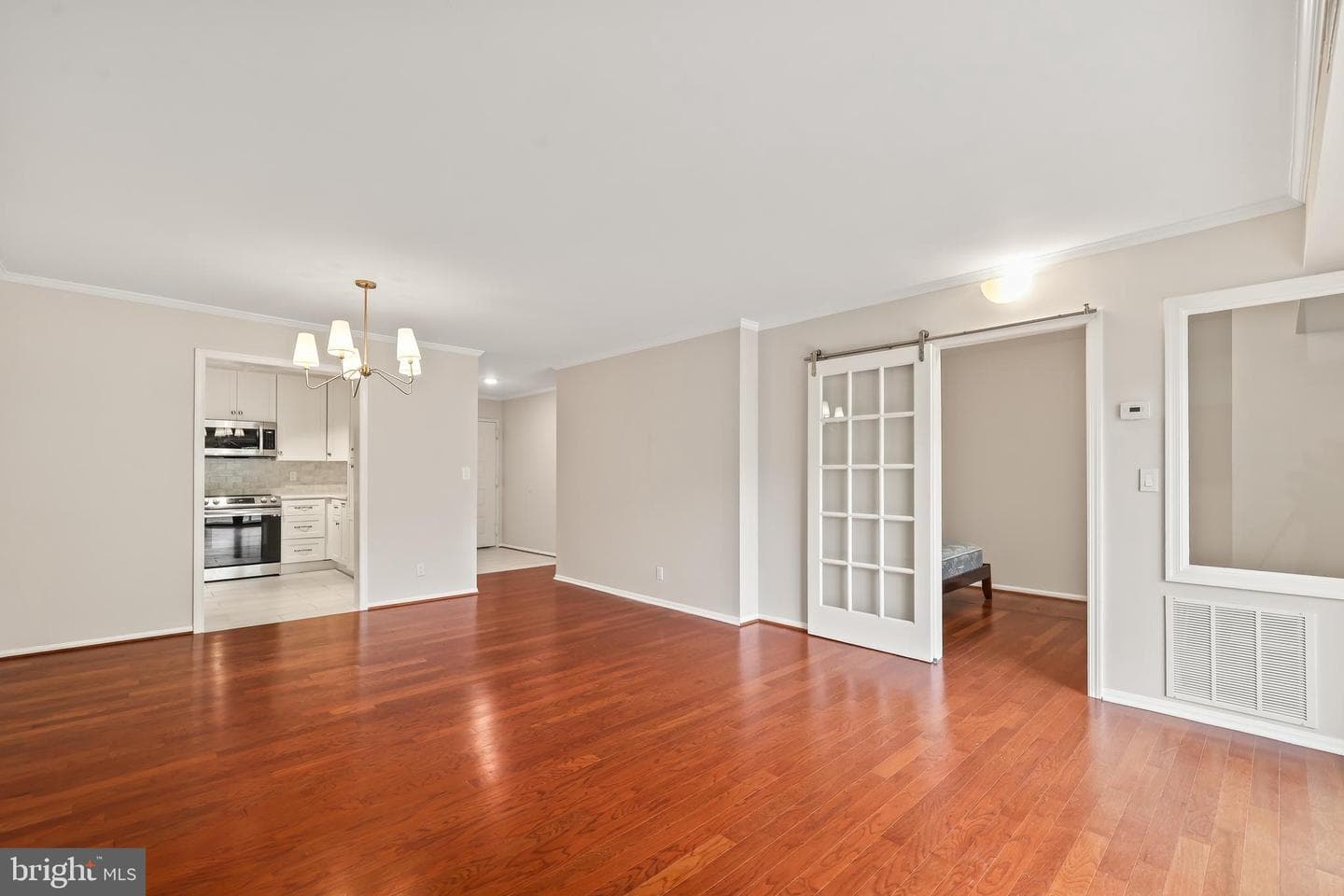 8370 Greensboro Drive #402 photo 10