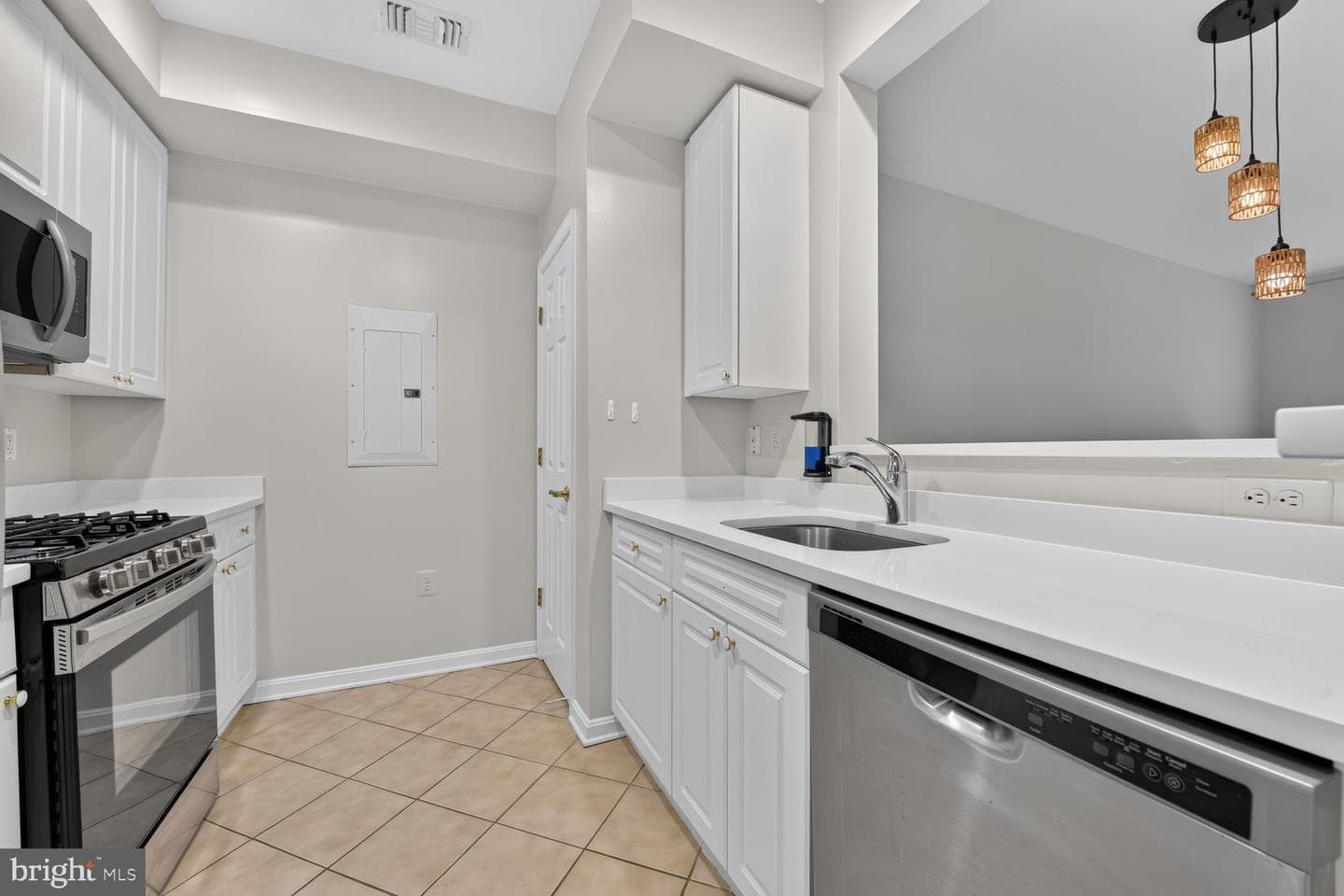 11775 Stratford House Place #112 photo 12
