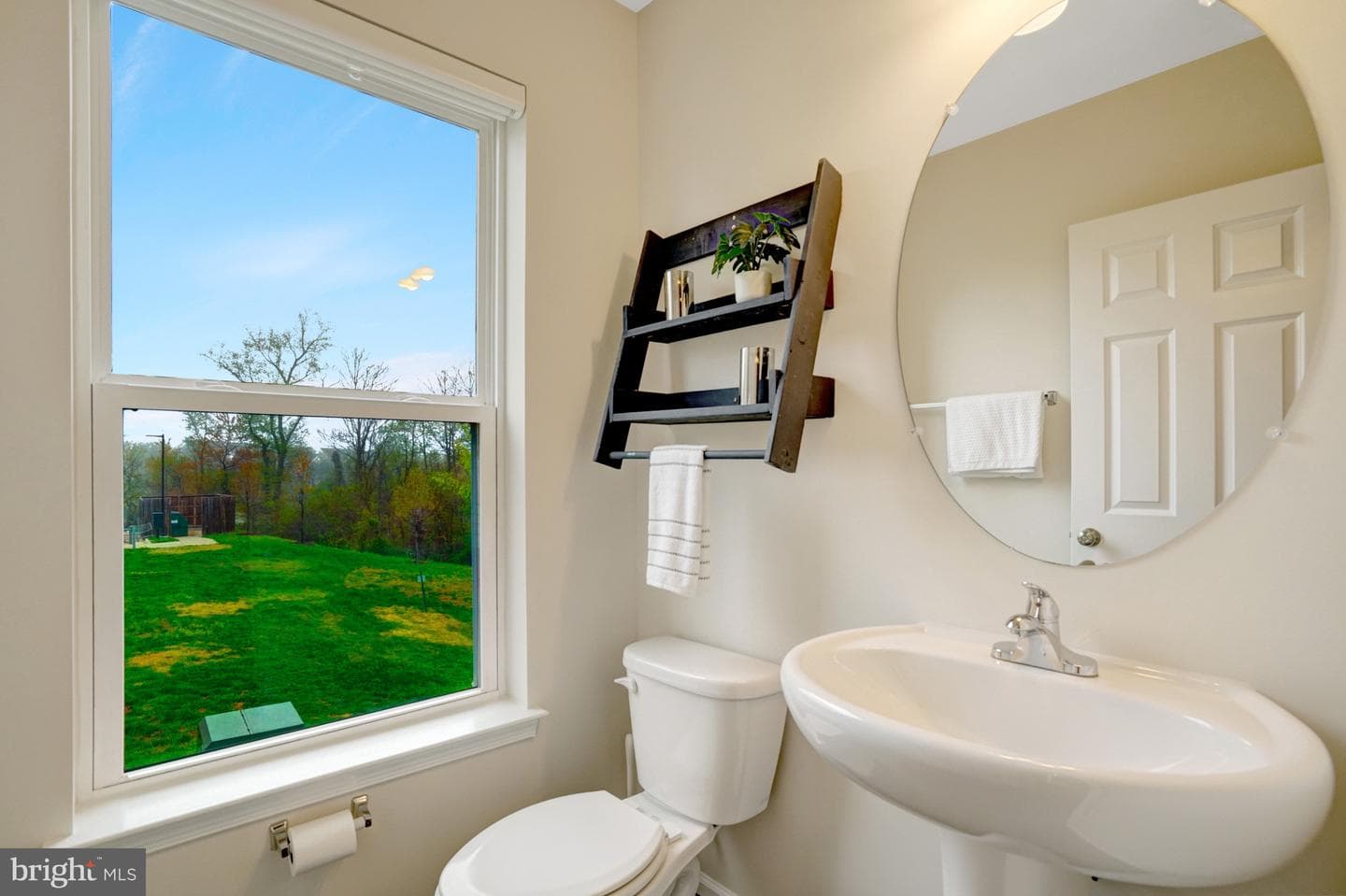 8374 Sallyport Street photo 15