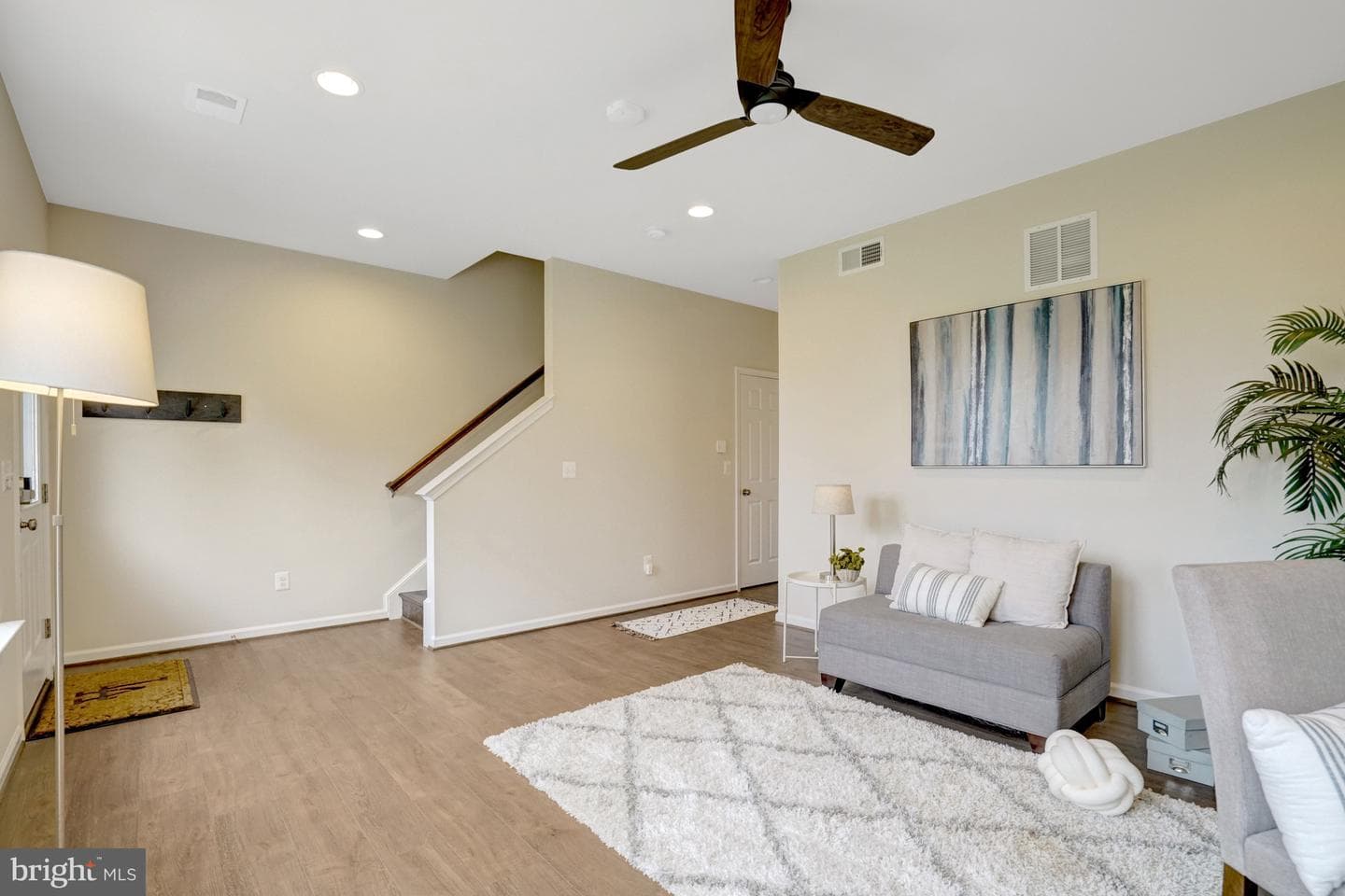 8374 Sallyport Street photo 4