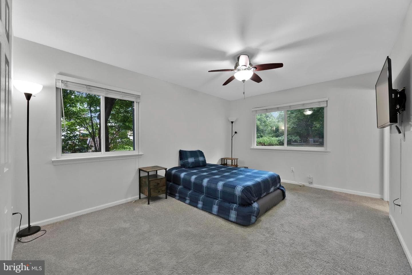 1002 Charlton Place photo 21