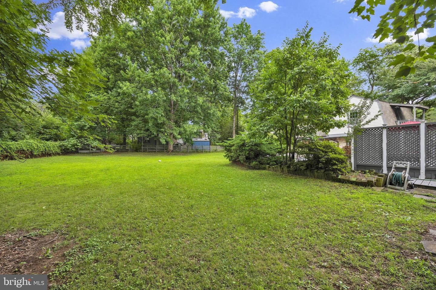 1002 Charlton Place photo 59