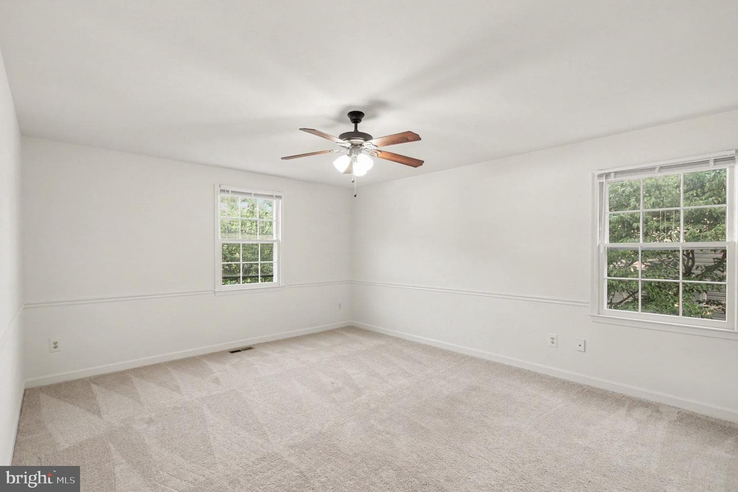 6570 Rockland Drive photo 16
