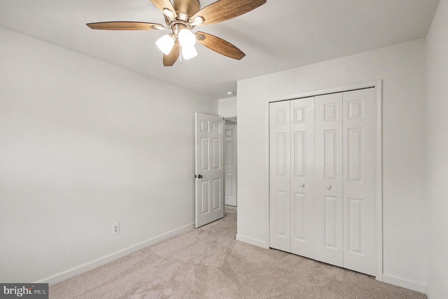 6570 Rockland Drive photo 21