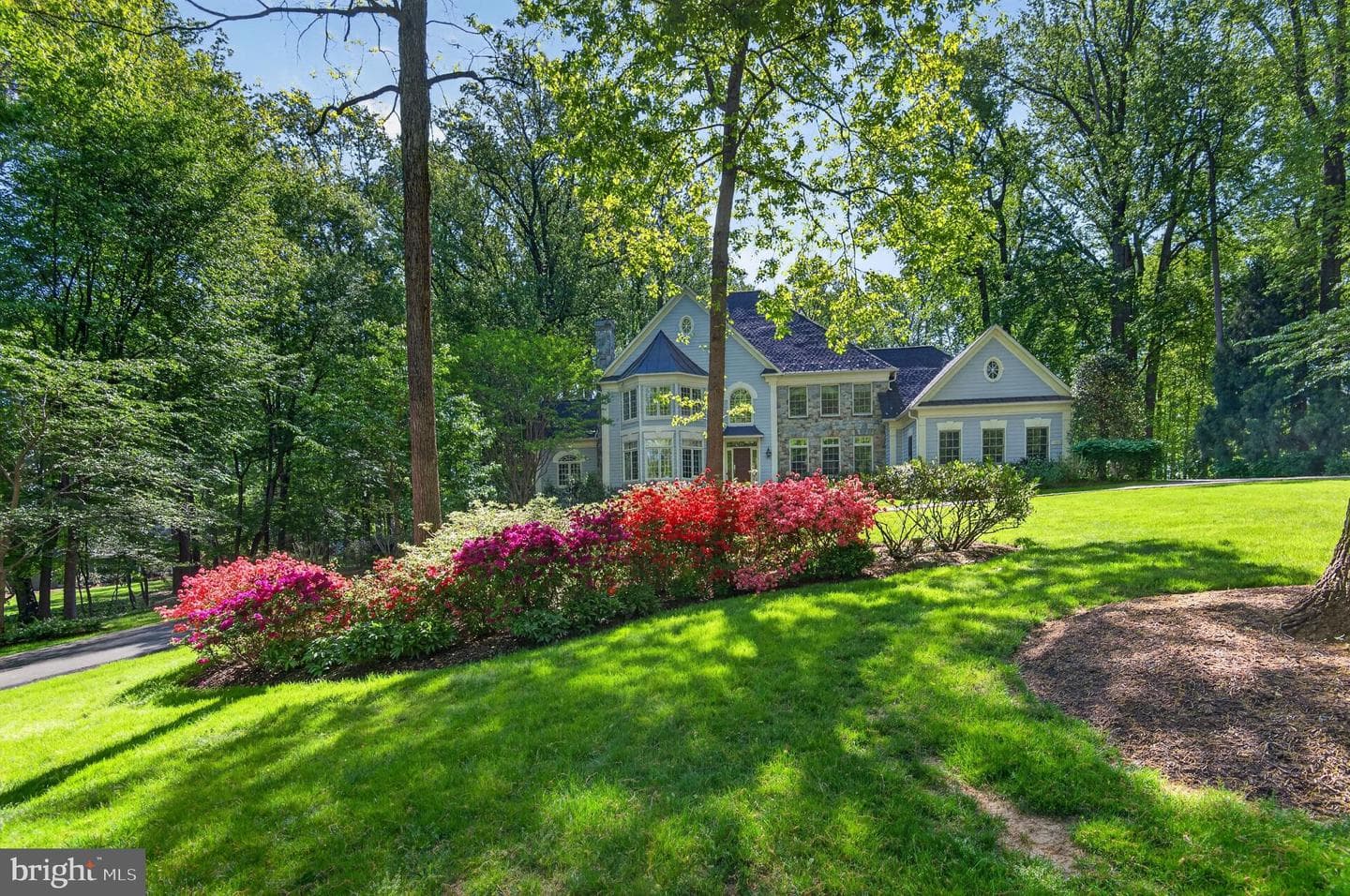 1305 Selwyn Drive photo 1