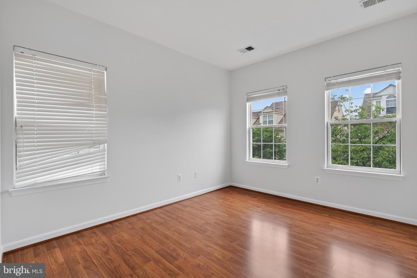 5312 Chieftain Circle photo 23