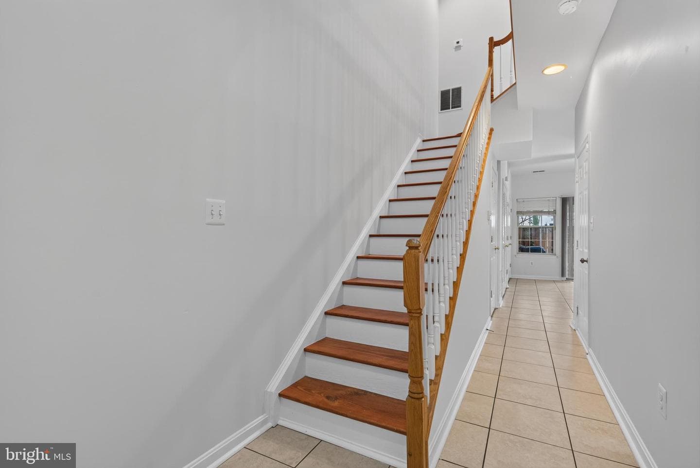5312 Chieftain Circle photo 4