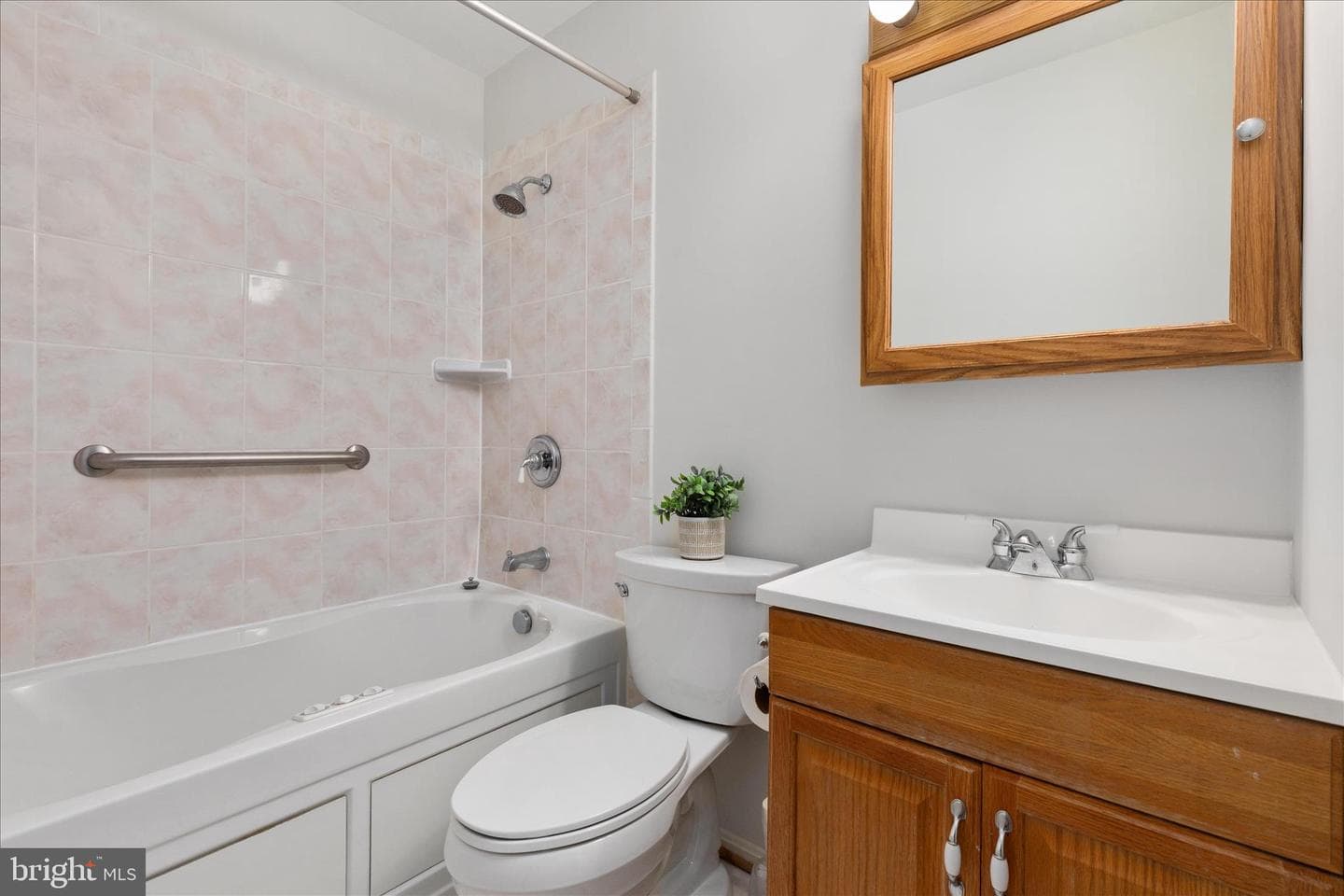 8174 Electric Avenue photo 16