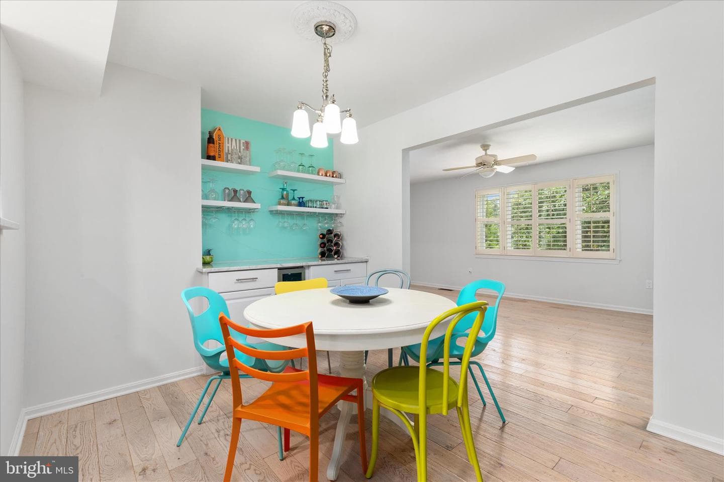 8174 Electric Avenue photo 5