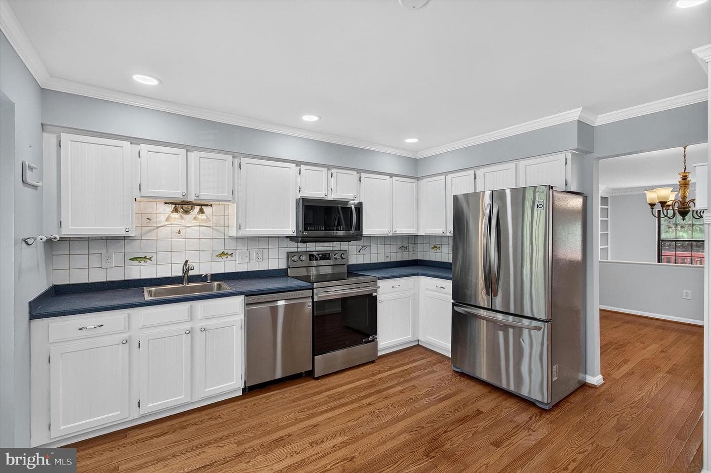 3952 Rosebay Court photo 9