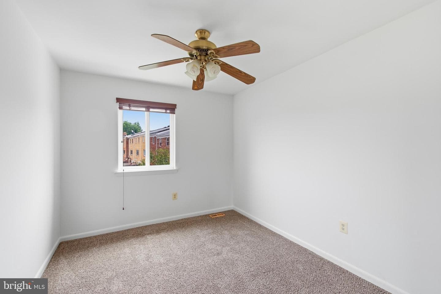 7413 Whernside Street photo 19