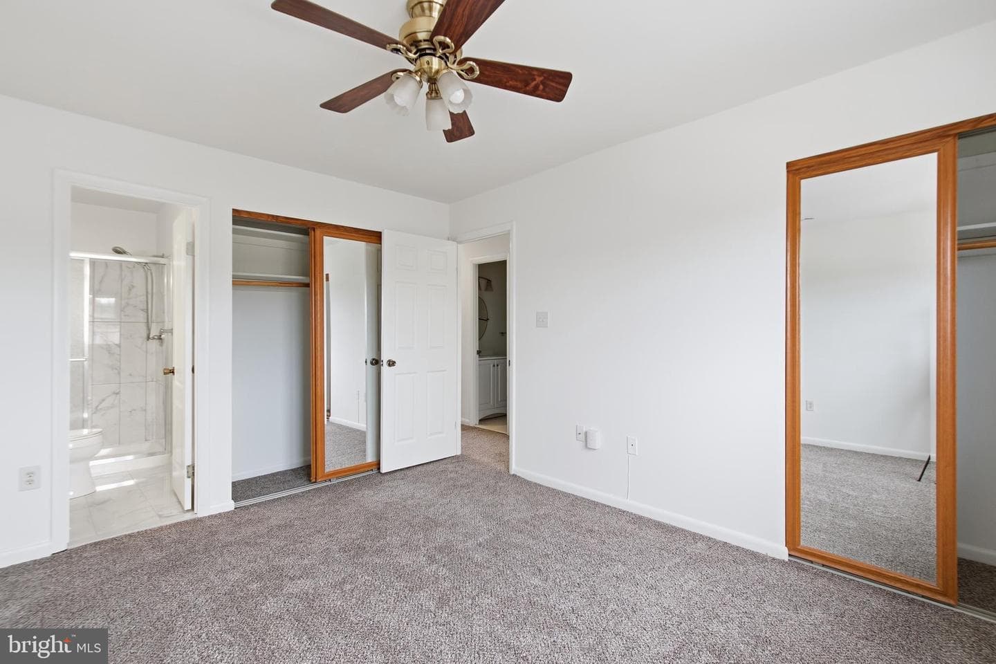 7413 Whernside Street photo 24