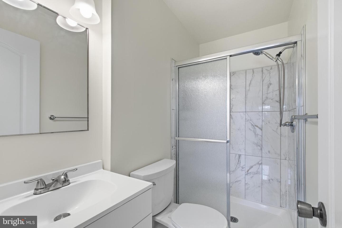 7413 Whernside Street photo 25