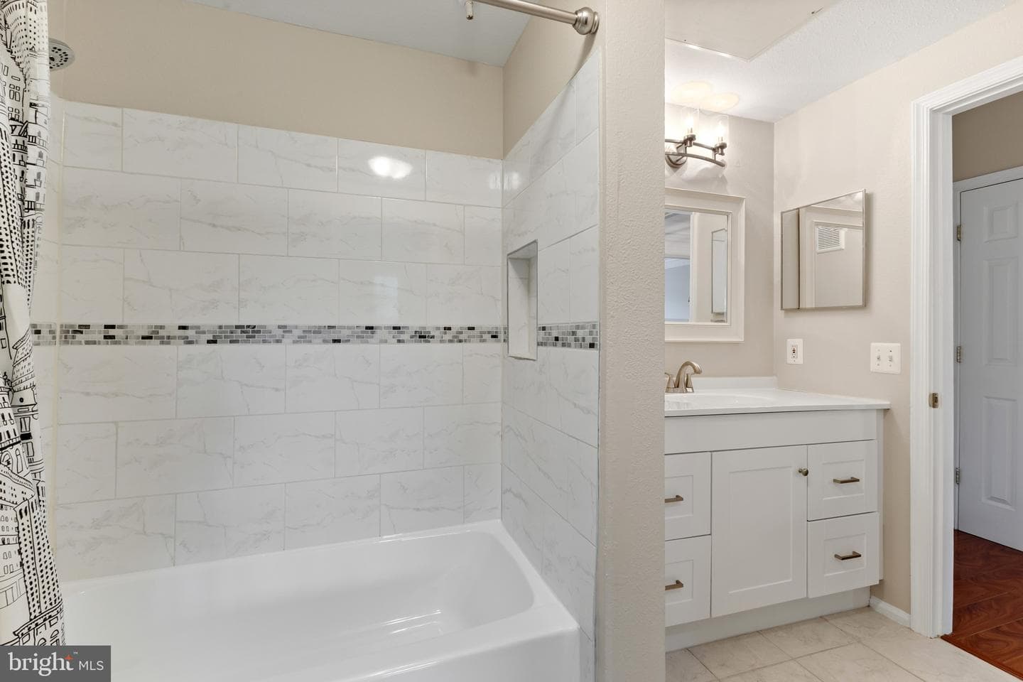 1530 Spring Gate Drive #9312 photo 20