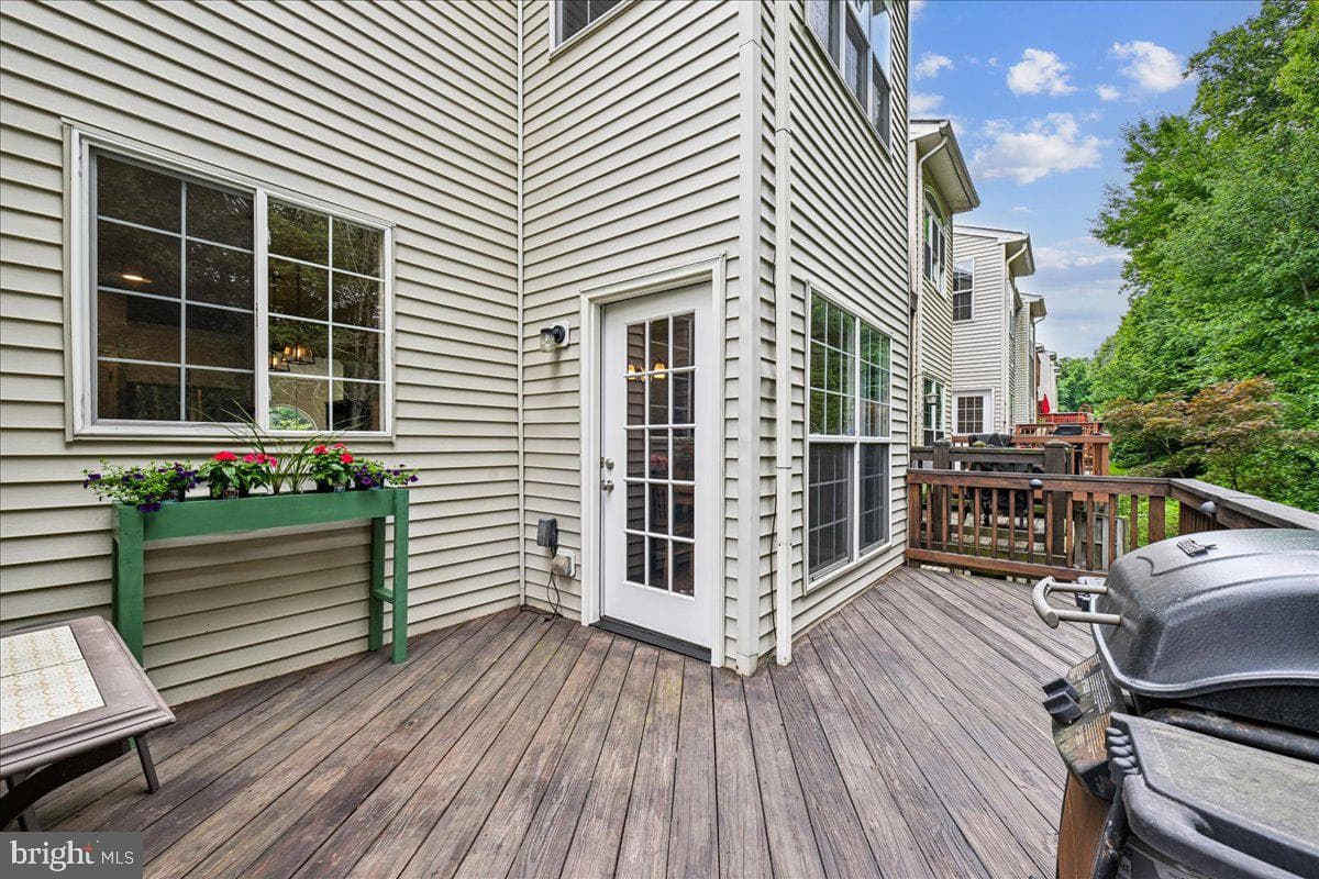 8429 Carmela Circle photo 4