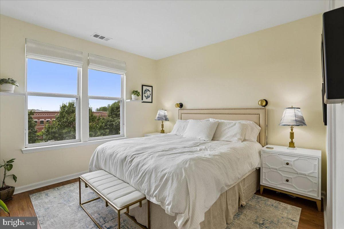 12000 Market Street #382 photo 24