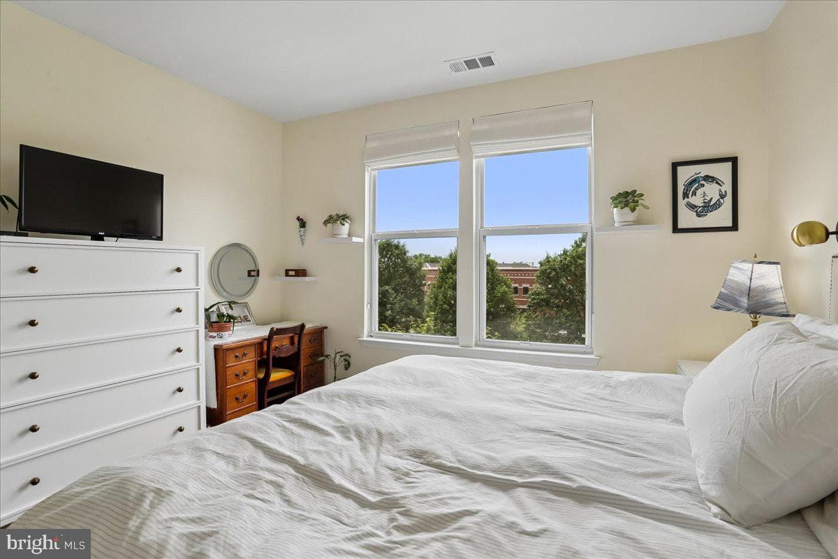 12000 Market Street #382 photo 25