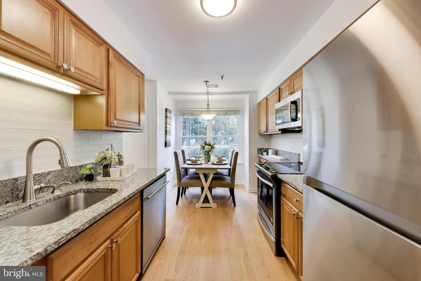 7616 Lee Landing Drive photo 4