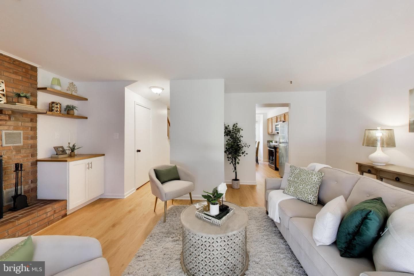 7616 Lee Landing Drive photo 8