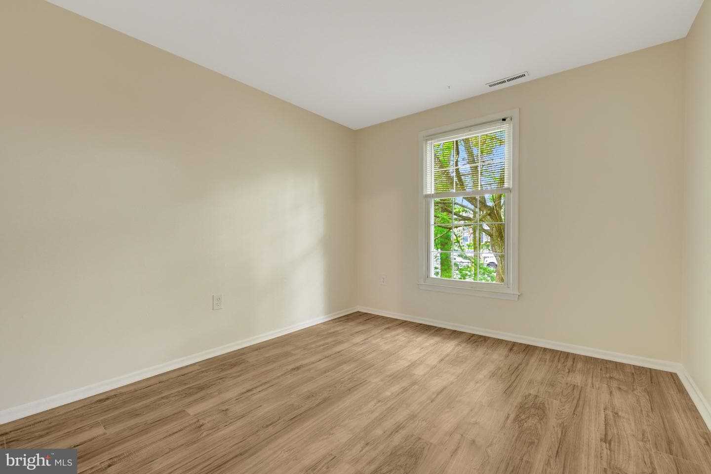 228 Commons Drive NW photo 27