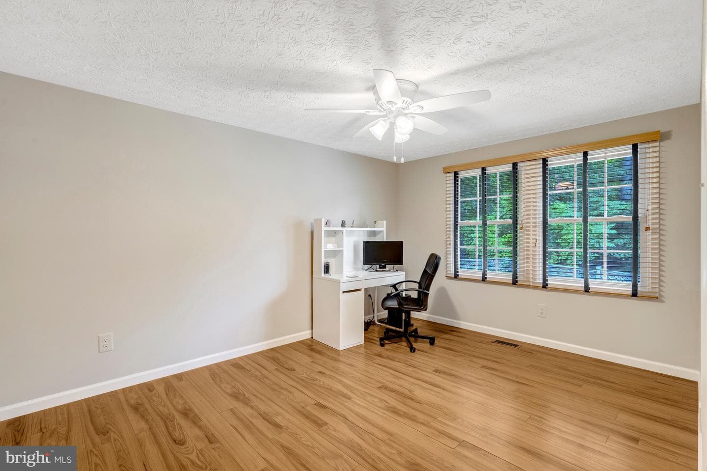 7809 Roundabout Way photo 46