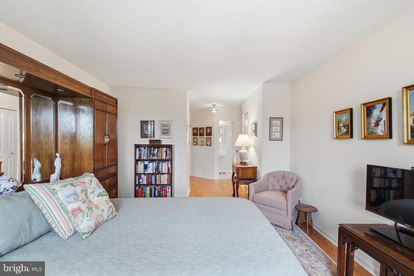 5904 Mount Eagle Drive #1415 photo 12