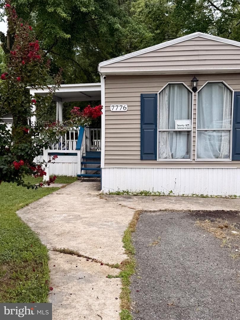 7776 Finch Court photo 3