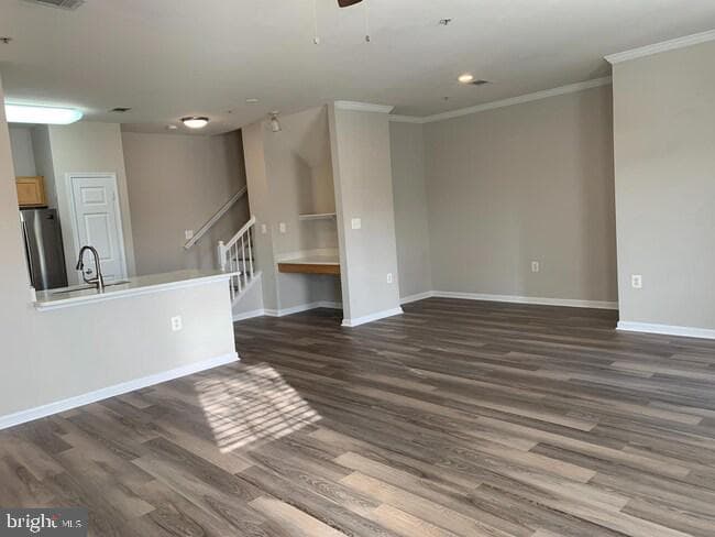 5123 Travis Edward Way #b photo 8