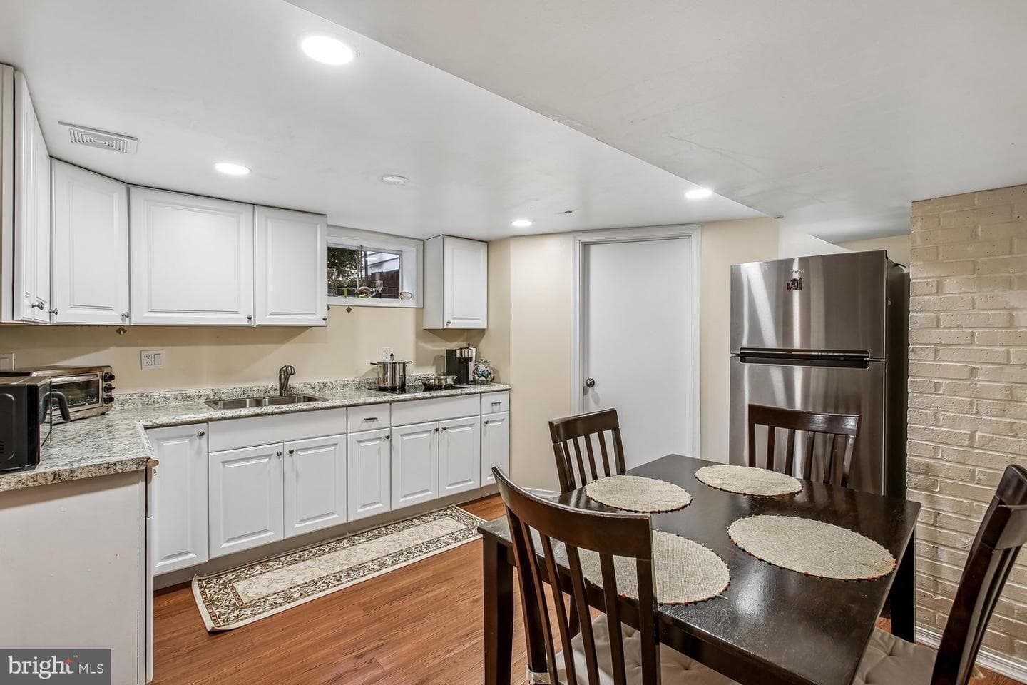 3210 Patrick Henry Drive photo 49