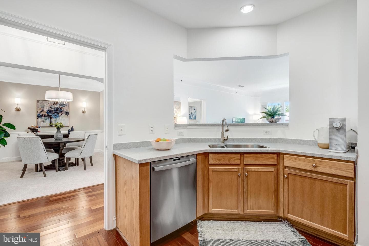 2901 Saintsbury Plaza #404 photo 5