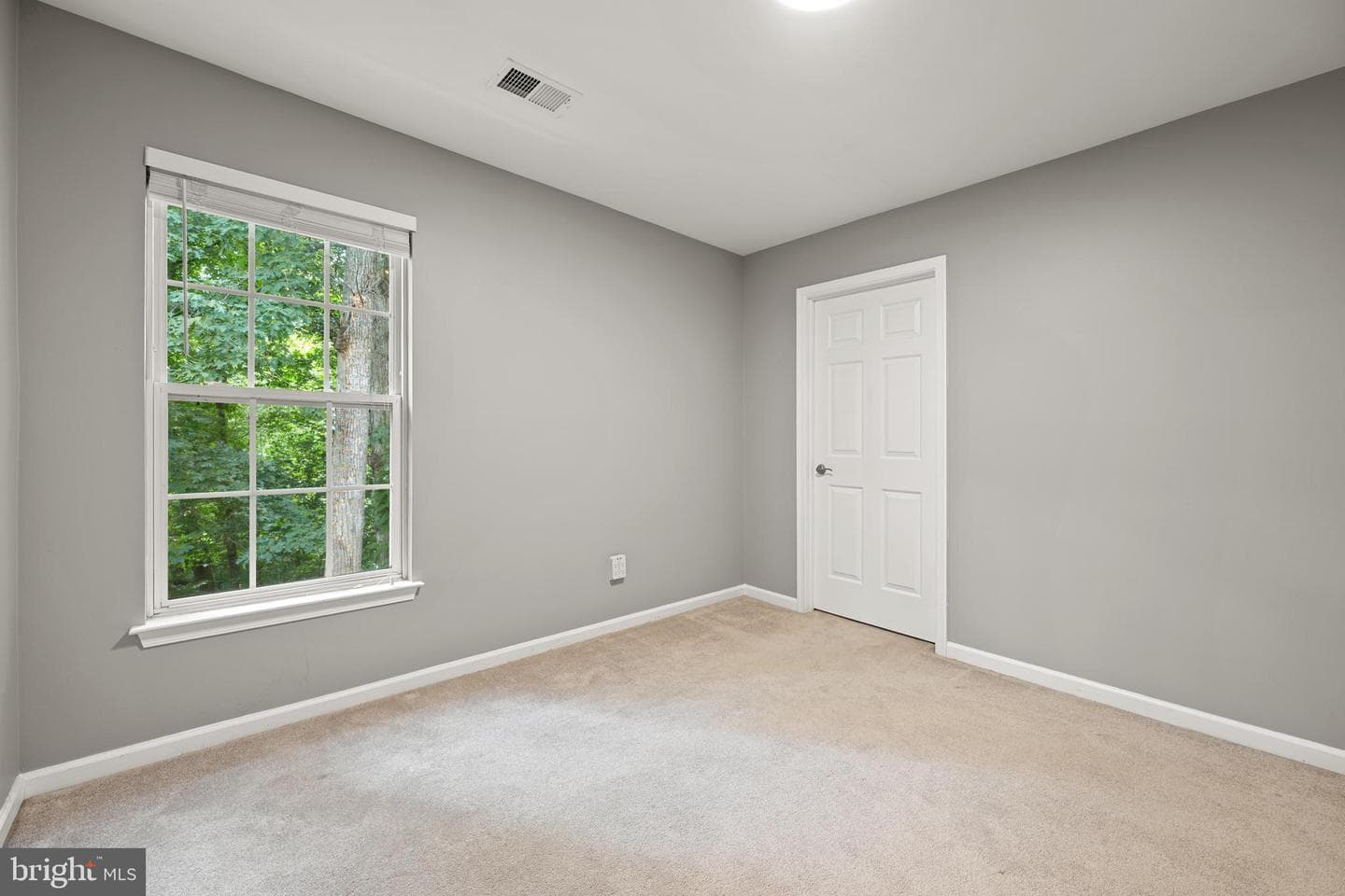9150 Stonegarden Drive photo 28