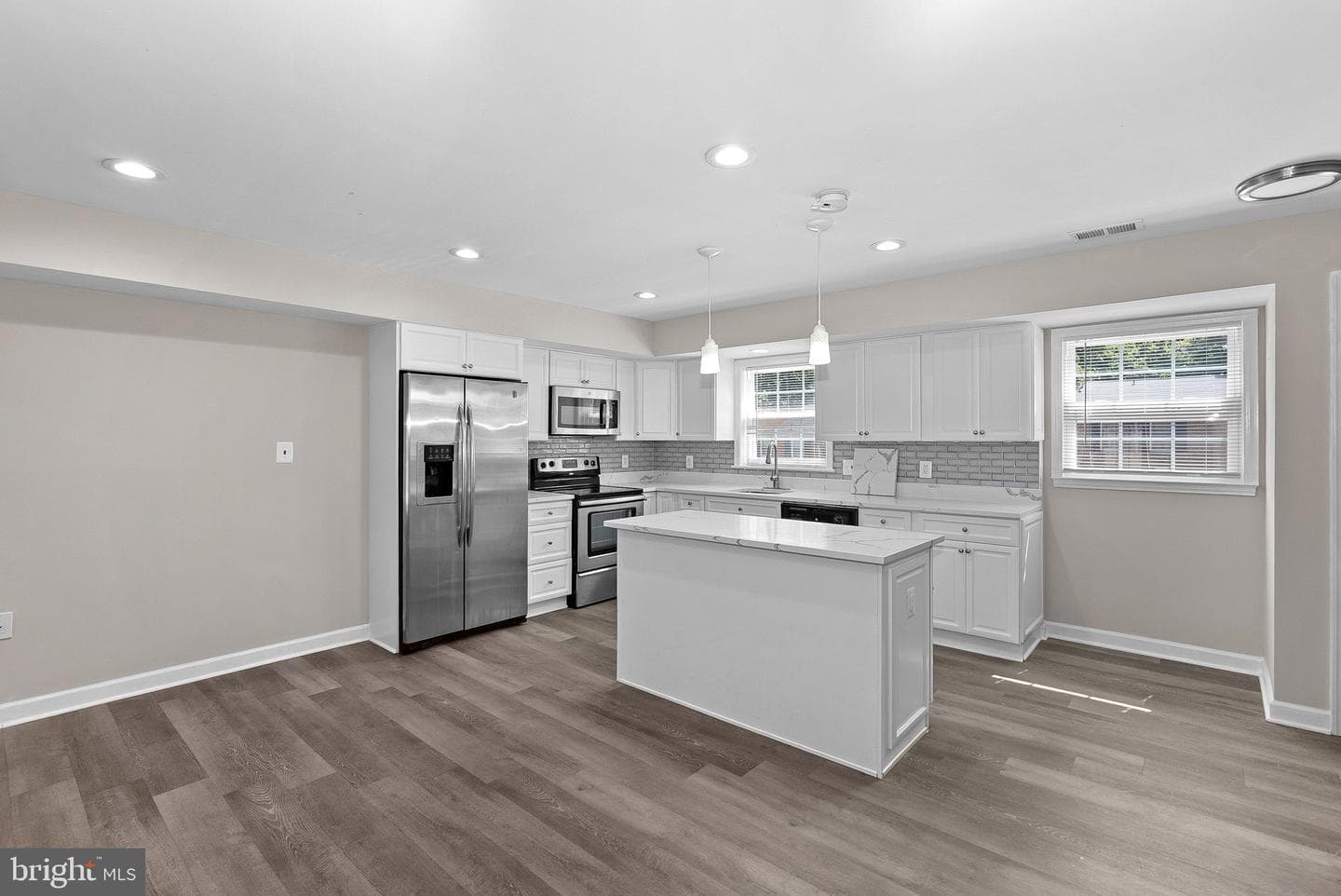6612 Burlington Place photo 17