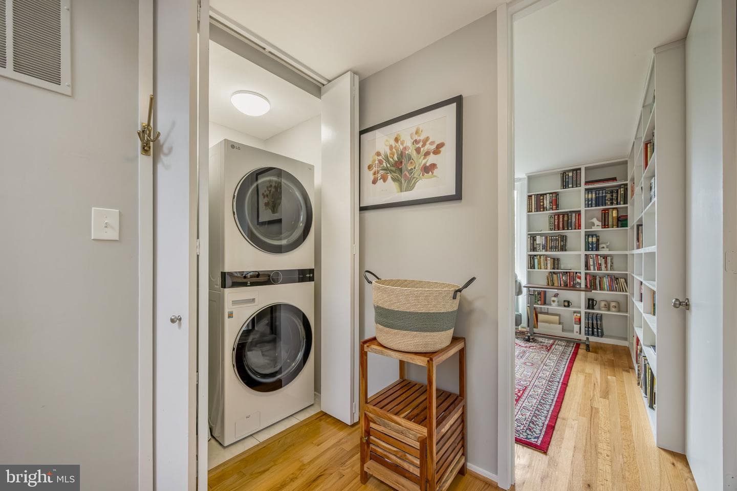 11471 W Washington Plaza W photo 22